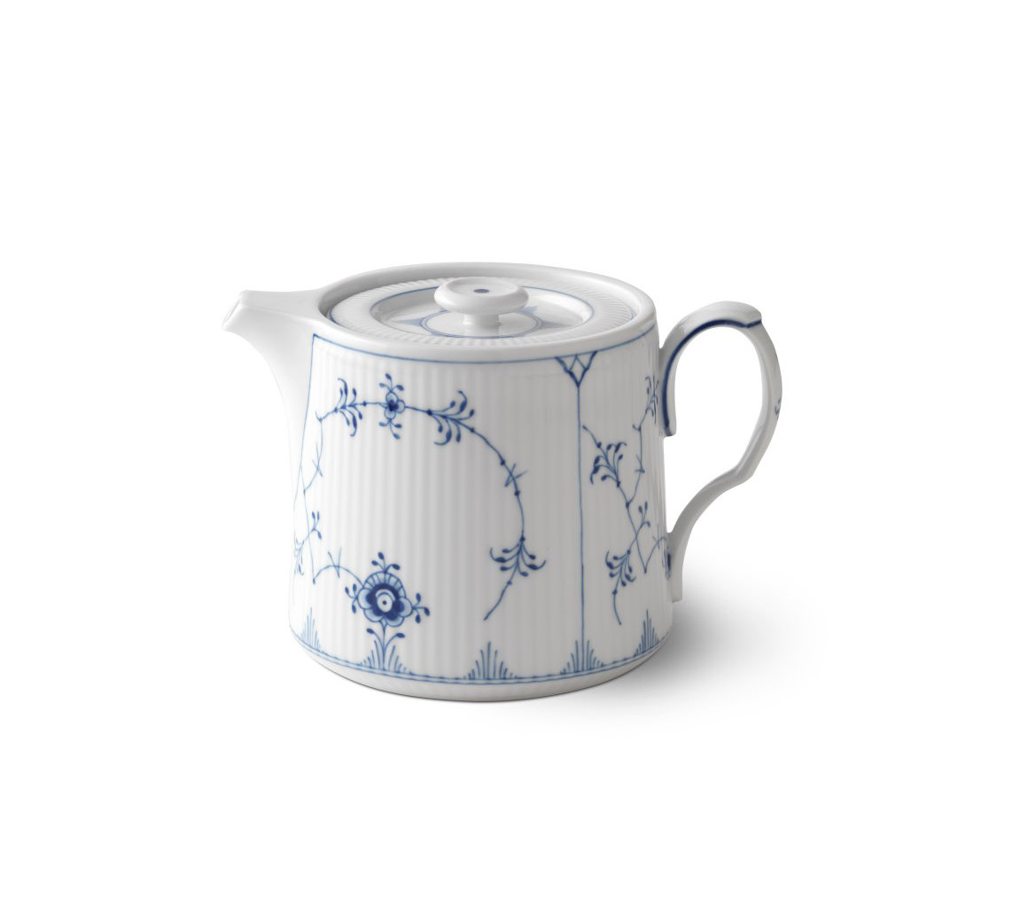 Blue Fluted Plain 0.78 qt. Porcelain Teapot