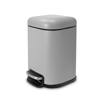 Poubelle à pédale carrée en acier inoxydable brossé de qualité supérieure 1,6 gallons Acento