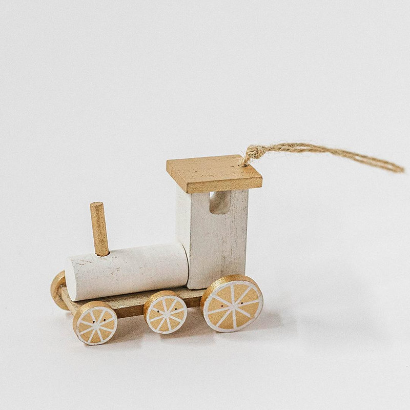 Ornement train en bois