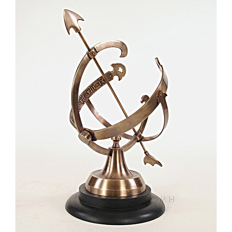 Figurines & Sculptures