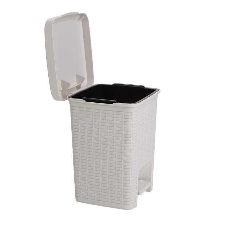 Plastic Step On Recycling Bin - 1.58 Gallons
