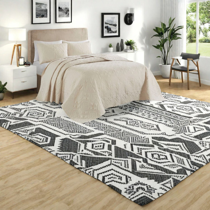 Elegant Bedding Sets, Microfiber Cream Oversized Medallion Bedspread For Home