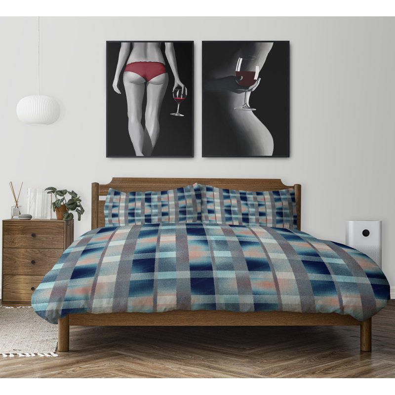 Polyester Channel Plaid Comforter, King Comforter + 2 King Pillowcases