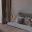 Applique murale intérieure rotative et réglable Kandace pour chambre à coucher et salon