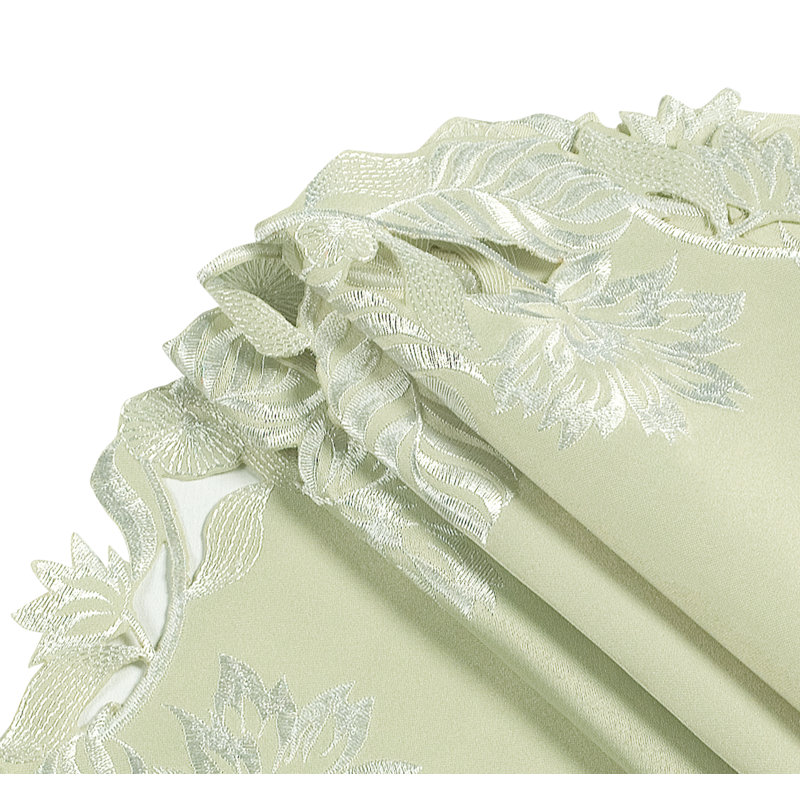 Ensemble de napperons en lin vert clair de la collection Daulton pour décor de table de salle à manger et de Noël