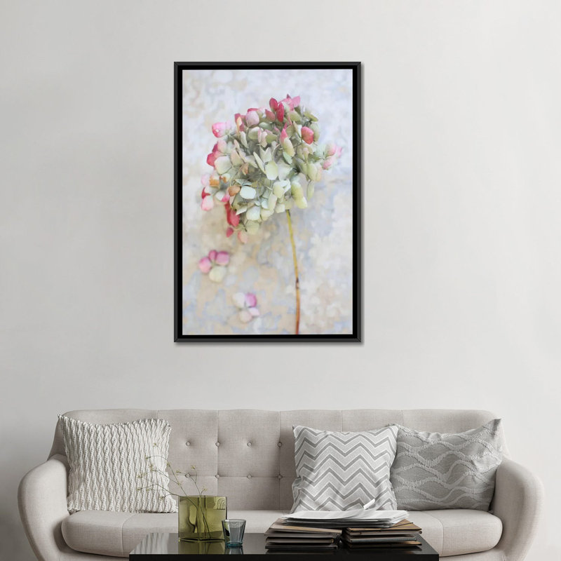 «Hydrangea pastel séché I», reproduction sur toile, H 26 po x l 18 po x P 1,5 po, Toile avec cadre noir, Pas de tapis