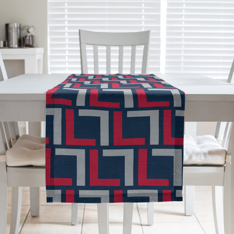 Chemin de table Carolina, 72 po x 16 po, Coton, Bleu nautique / rouge / argent nouveau siècle