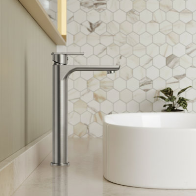 Single Hole Vessel Bathroom Faucet, Single Handle Bathroom Sink Faucet with Drain Assembly