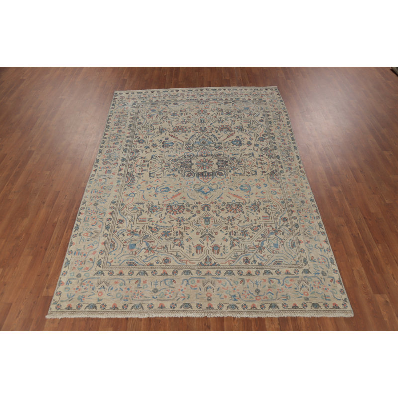 Tapis traditionnel en laine vieillie 6 x 9