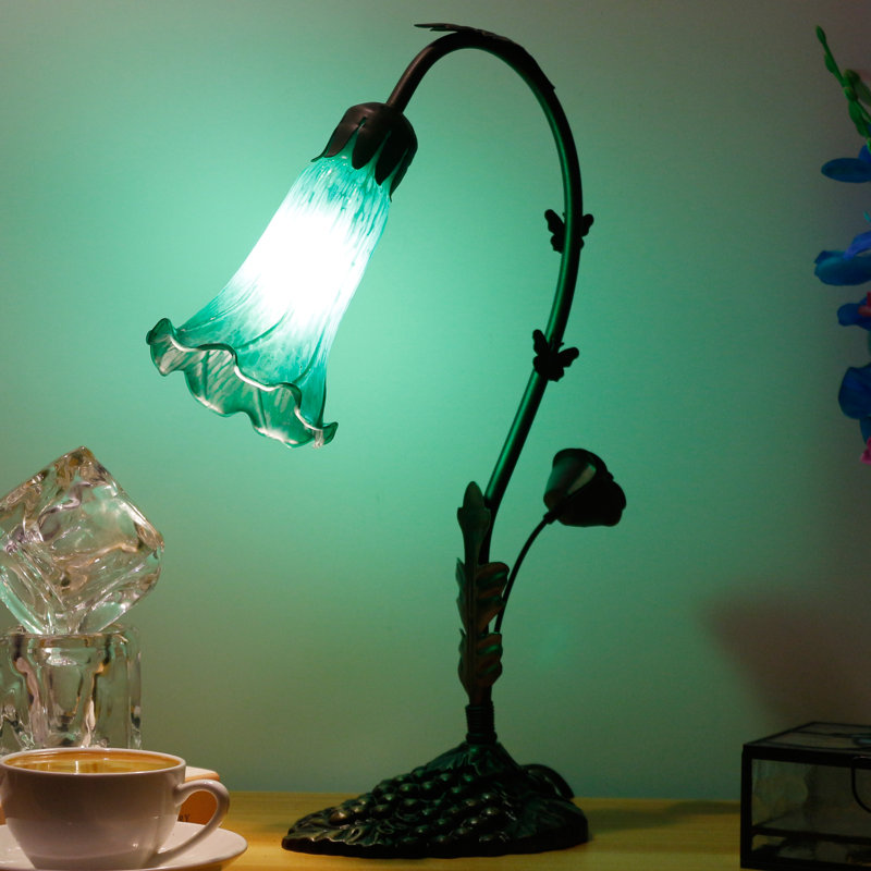 Ambania Metal Desk Lamp, Green