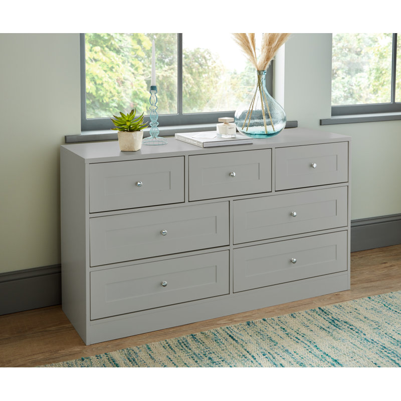 Merrigan 127cm W 7 - Drawer Chest of Drawers, Grey