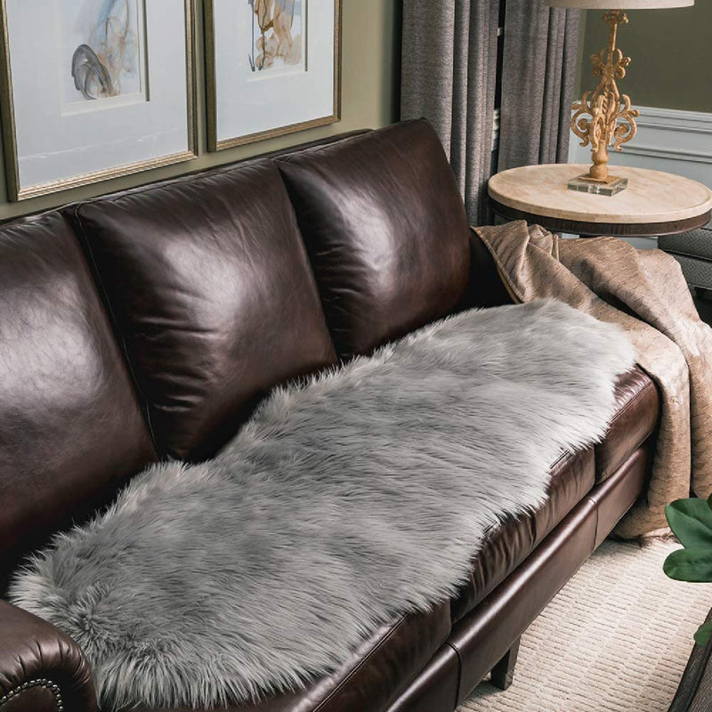 Gray Novelty Faux Sheepskin Fur Shag Area Rug, Oval 2' x 6'