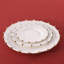 Assiettes de présentation en porcelaine blanche céleste avec bordure perlée dorée, lot de 2