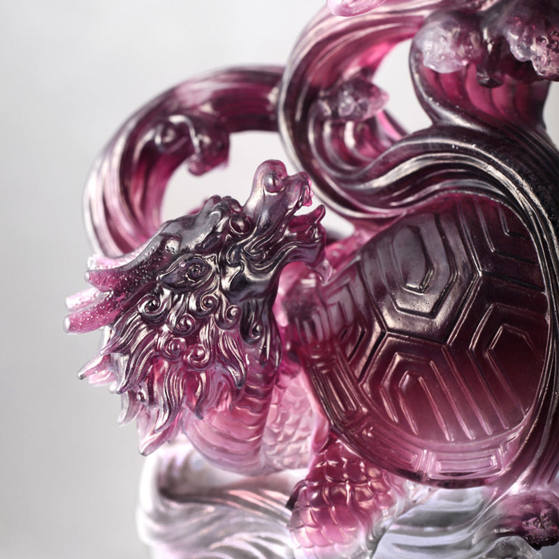 Directional Clarity Figurine