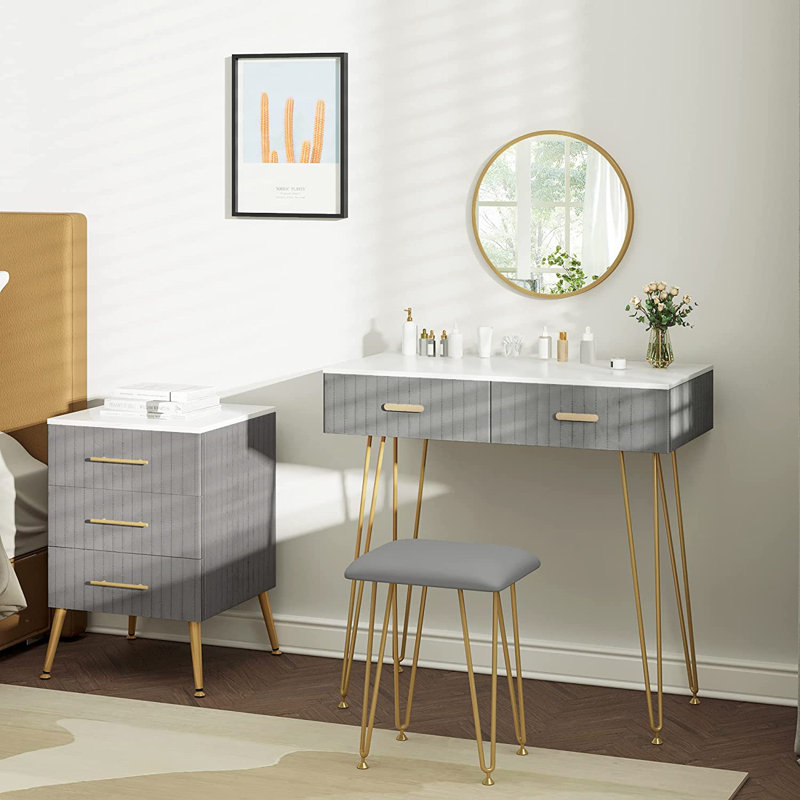 Casnovia Dressing Table with Mirror