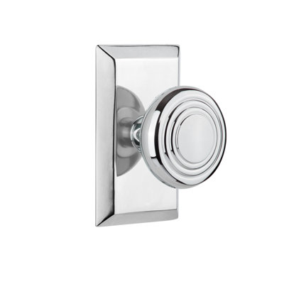 Studio Plate with Deco Door Knob