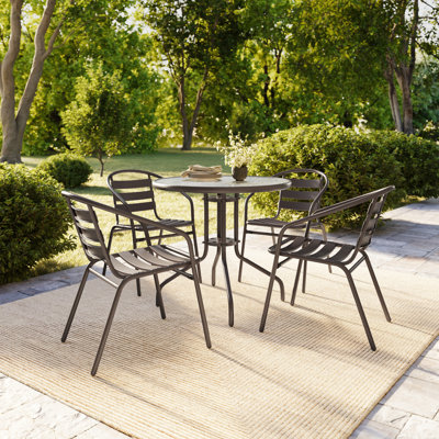 Chaises de patio empilables modernes en aluminium à dossier à lattes Chrisoula