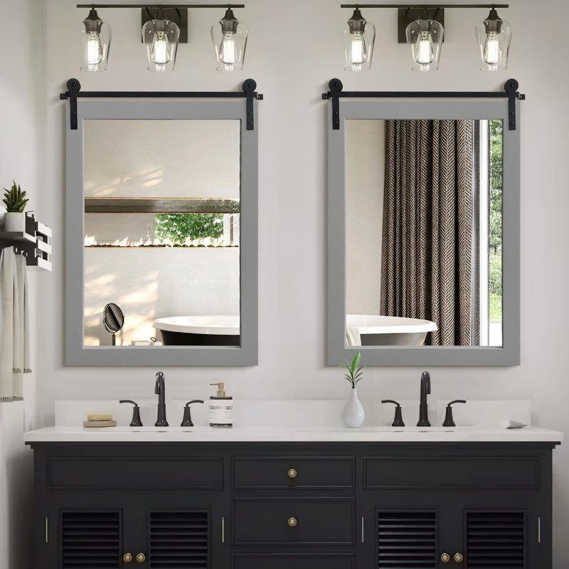 Miroir d'appoint mural rectangulaire en bois massif Farmhouse, Gris, 22 po x 30 po 