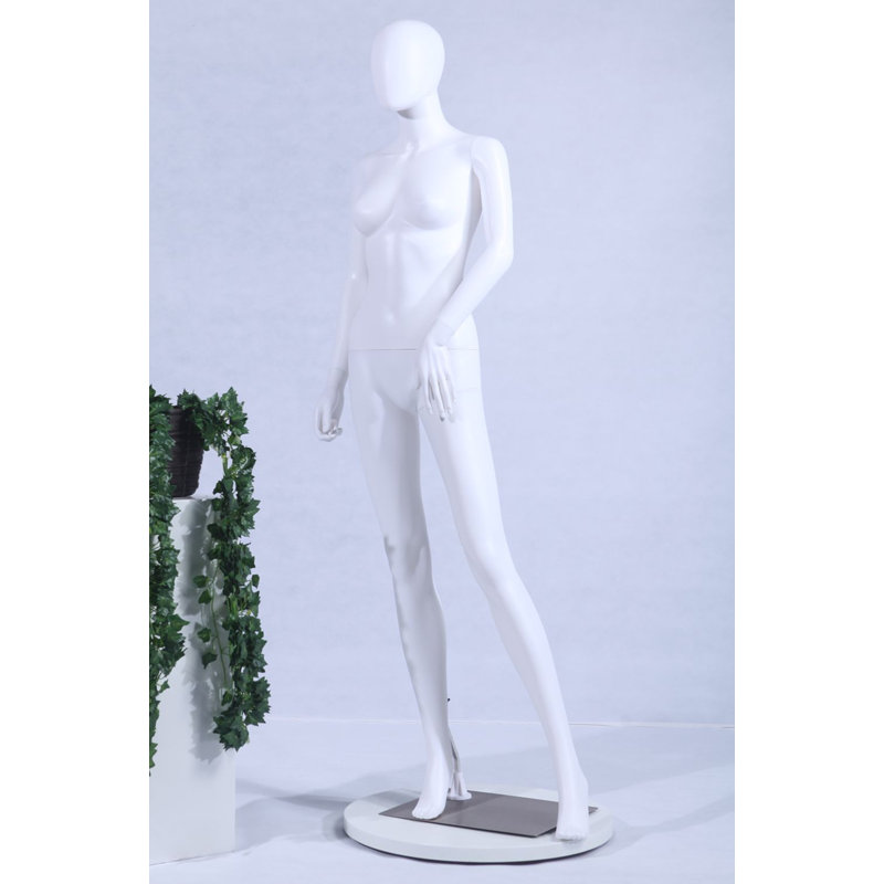 Annalayah Statue, White