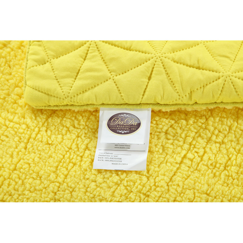 Farmhouse / Country Quilt, Twin Quilt, Yellow