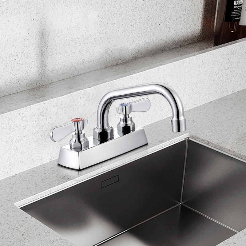 Robinet de lavabo 4 pouces à fixation sur le comptoir avec bec pivotant de 8 po et deux poignées leviers rotatives à 90 °