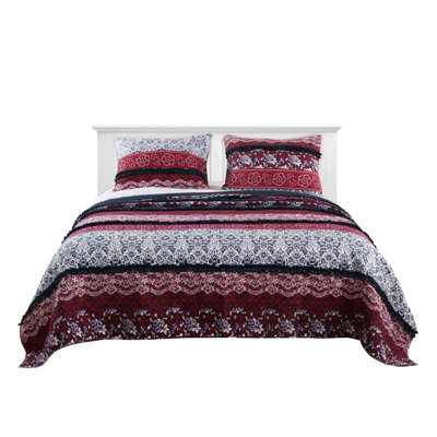 Monroe Reversible Quilt Set