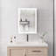 Armoire à pharmacie de salle de bain avec lumières, armoire à pharmacie DEL 28 po x 20 po avec miroir, armoire à pharmacie lumineuse avec désembueur, gradateur, horloge numérique et affichage de la température, montage en surface