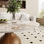 Table basse ronde moderne Gorman pour le salon et la maison-112298379-134767836
