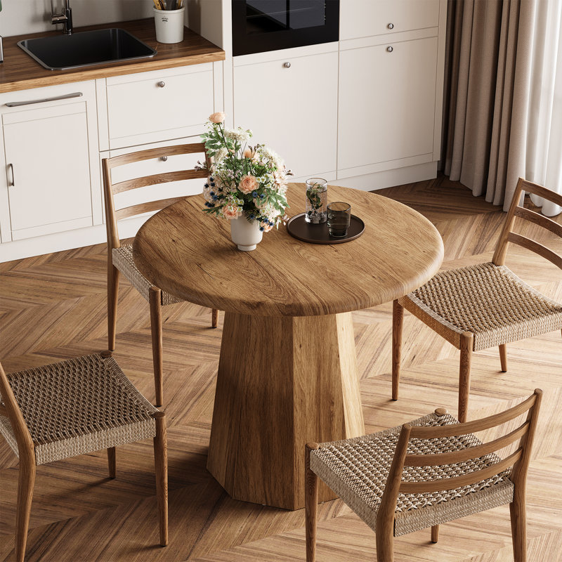 31" Round Pedestal Dining Table, Natural