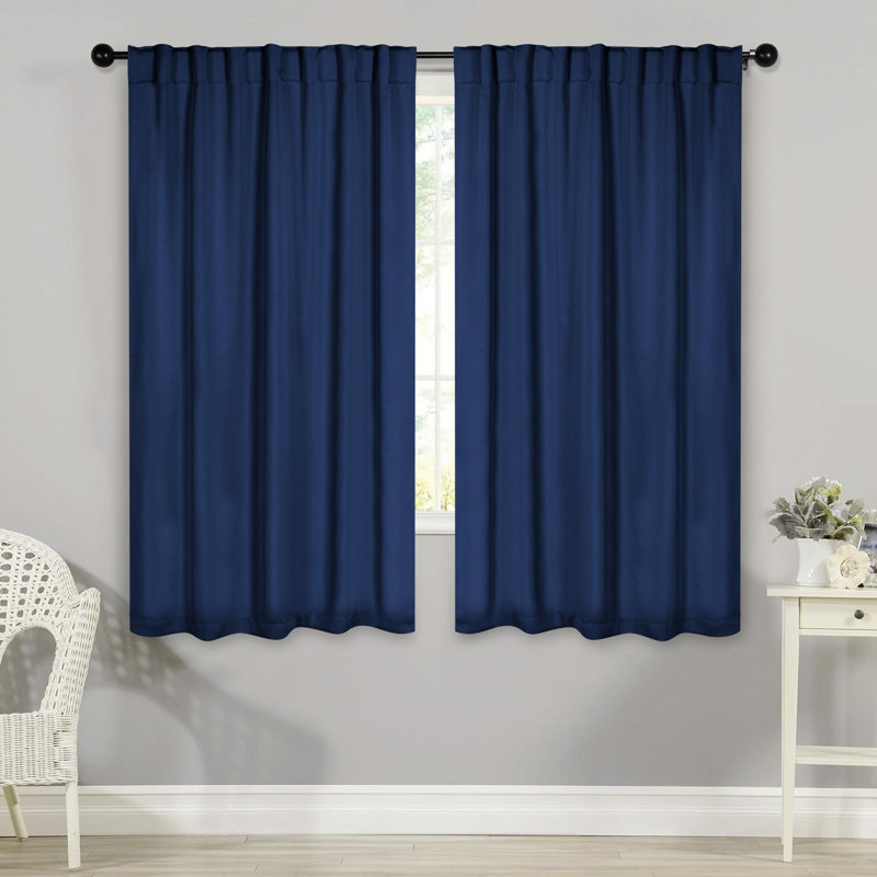 Rideaux obscurcissant et passe-tringle Levatt Classic, Bleu marine, 42" W x 63" L