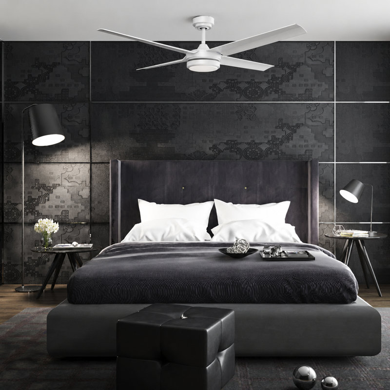 Ventilateur de plafond intérieur / extérieur 56 po Burslem avec lumière et télécommande, DEL à changement de couleur, 6 vitesses, 4 pales, moteur à courant continu silencieux - blanc mat