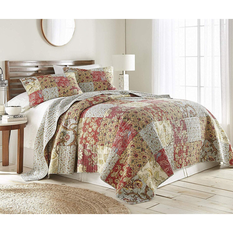 Leslie Queen Brown Cotton Reversible Floral Patchwork Quilt Set