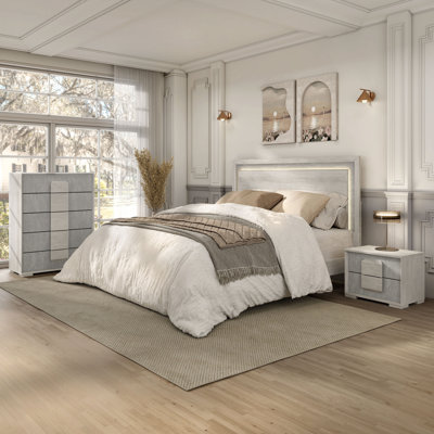 Juin Bedroom Set