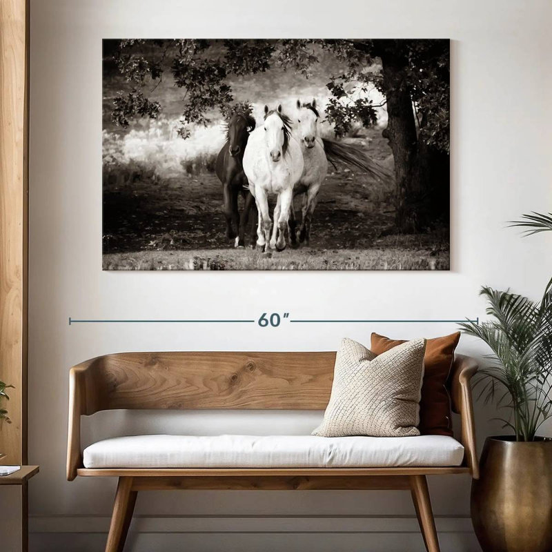 Crowle, trois chevaux sauvages sépia, H 34 po x l 51 po