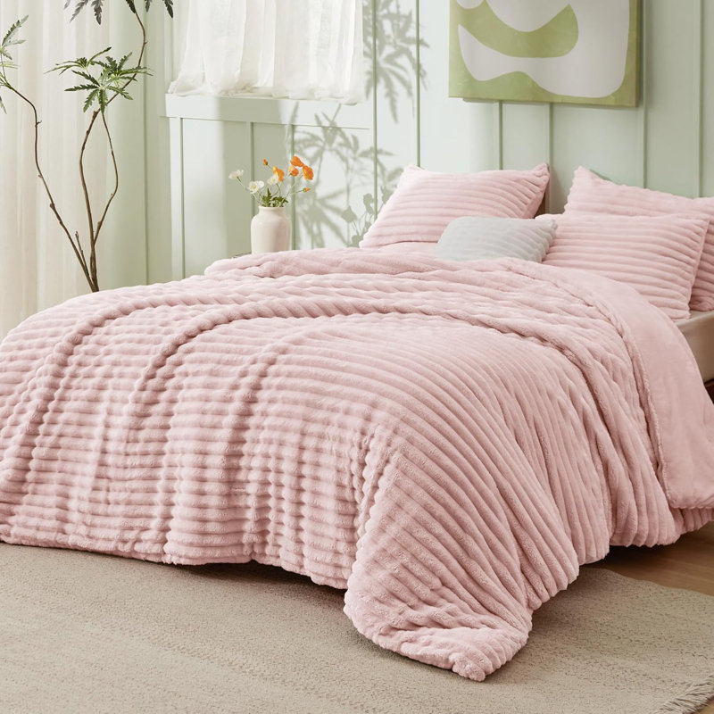 Bedsure Full Size Comforter Sets - 3-Piece Double-Sided Fleece Fluffy Pink Bedding, Cozy Striped Aesthetic for Modern & Guest Bedrooms, All-Season Luxury Home Decor