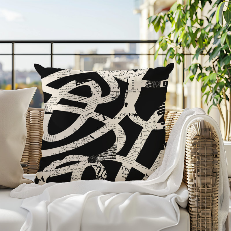 Oreiller carré réversible intérieur / extérieur Kaya, H 19 po x l 19 po, Noir / blanc cassé abstrait