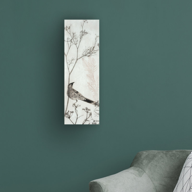 «Watchbird Resting on a Branch» par trudy riz - impression sur toile tendue, H 19 po x l 6 po x P 2 po