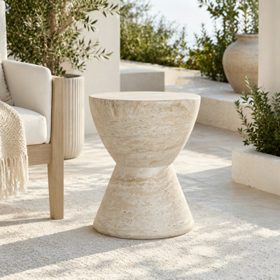 Table d'appoint MGO en béton léger avec finition en travertin