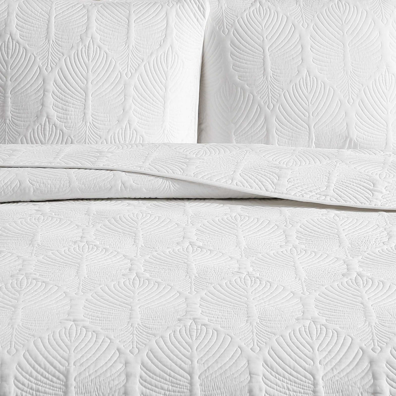 Quilt Set, Queen Quilt + 2 Standard Shams