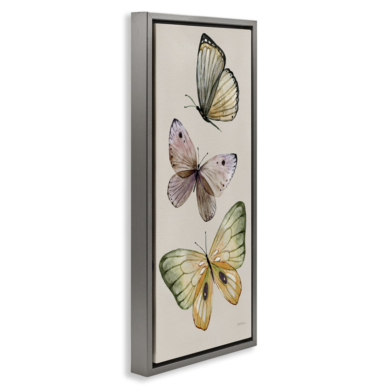 «Fluttering Butterfly Trio» par Carol Robinson, Cadre flottant gris lustré, H 25 po x l 11 po