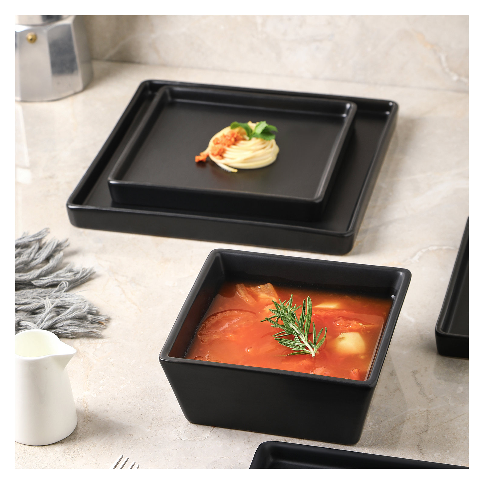 Stone Lain Grace 4-Piece Bowl Set Stoneware, Black