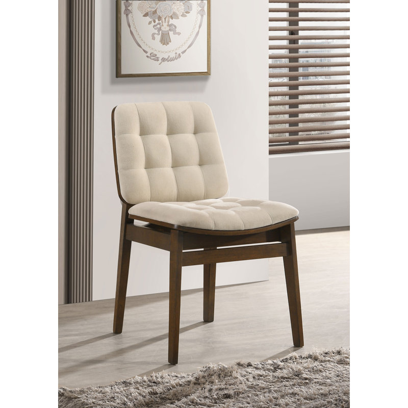 Chaise d'appoint rembourrée Redbridge crème et noyer, Crème, Noyer