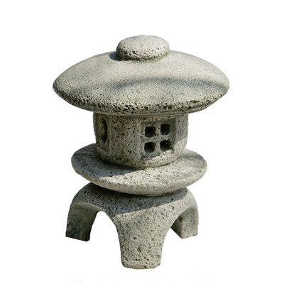 Pagoda Statue