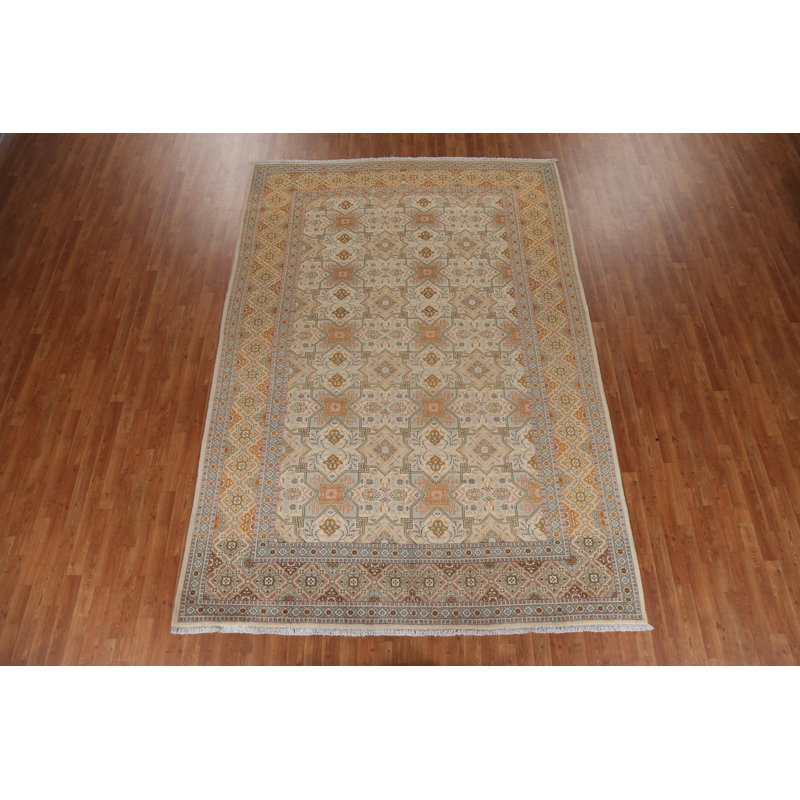 Tapis unique en laine noué à la main de style années 1970 rectangulaire de 7 pi 8 po x 10 pi 10 po Sabeh