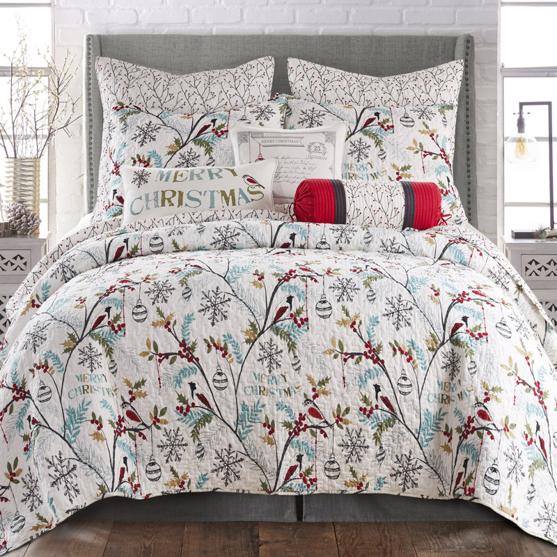Holly Full/Queen Quilt Set