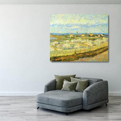Fleurs de pêcher dans le Crau