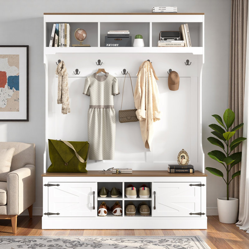 Arbre d'entrée de style campagnard avec casiers supérieurs, banc, rangement pour chaussures et 7 crochets