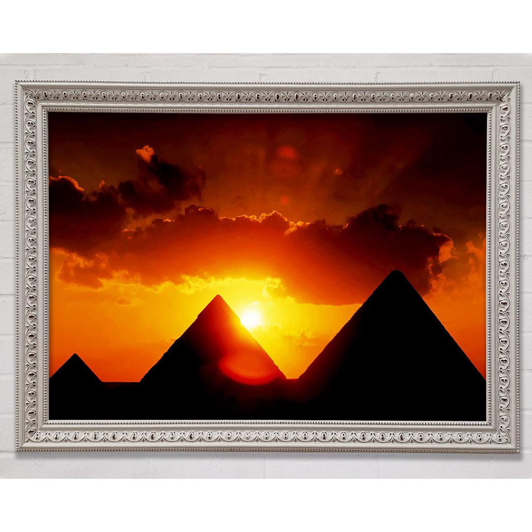 Ägyptische Pyramide Sonnenuntergang - Einzelner Bilderrahmen Kunstdrucke