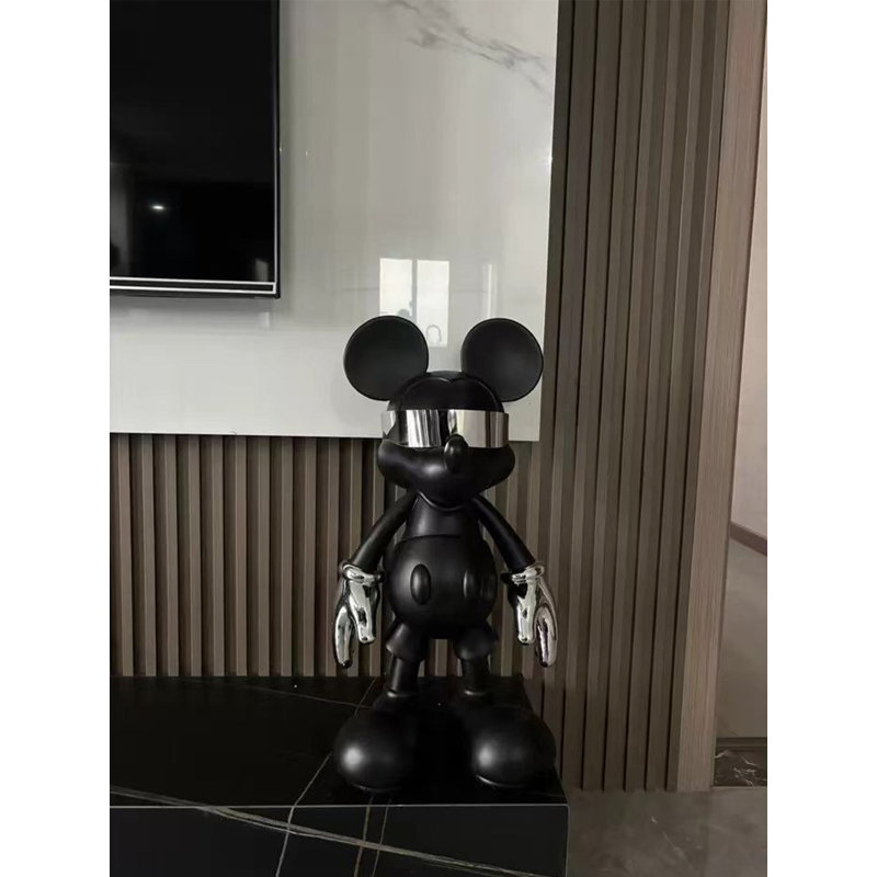 Sculpture moderne Pop Art Mickey avec corps en résine et accents argentés électrolytiques