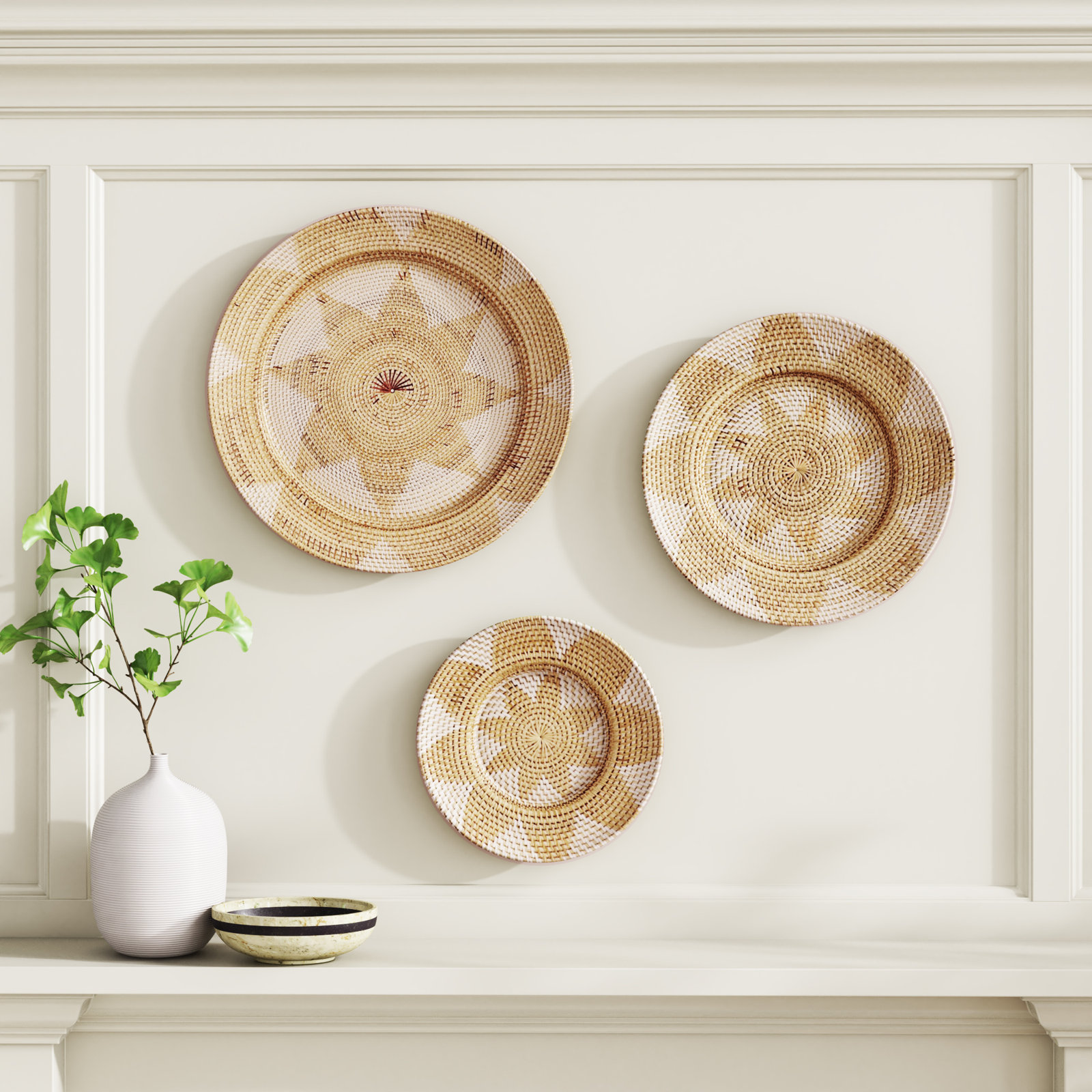 3 Piece Wicker Basket Trays Wall Décor Set, Light Brown